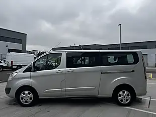 Used 2016 Ford Tourneo Custom Titanium Silver - Interior and Exterior details 7