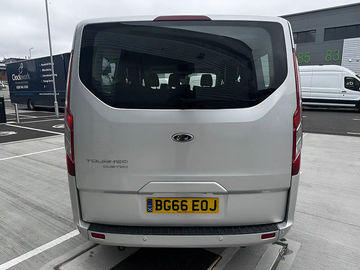 Used 2016 Ford Tourneo Custom Titanium Silver - Interior and Exterior details 8
