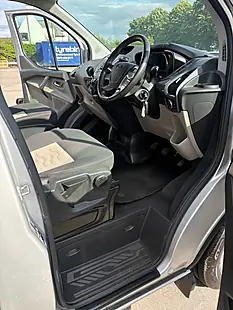 Used 2016 Ford Tourneo Custom Titanium Silver - Interior and Exterior details 10