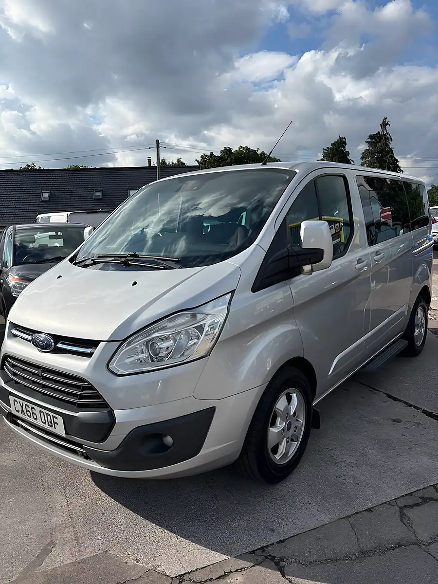Used 2016 Ford Tourneo Custom Titanium Silver - Interior and Exterior details 2
