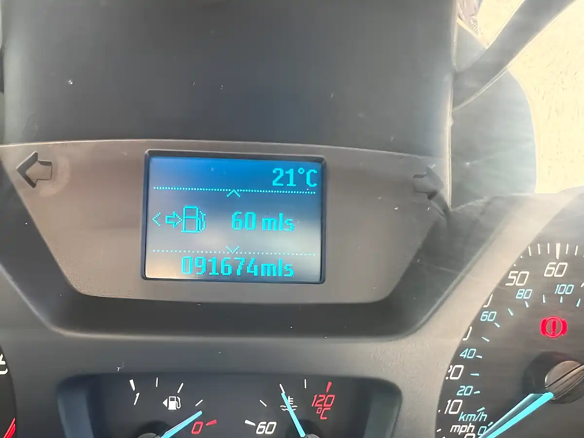 Used 2016 Ford Transit 310 Dropside Blue - Interior and Exterior details 15