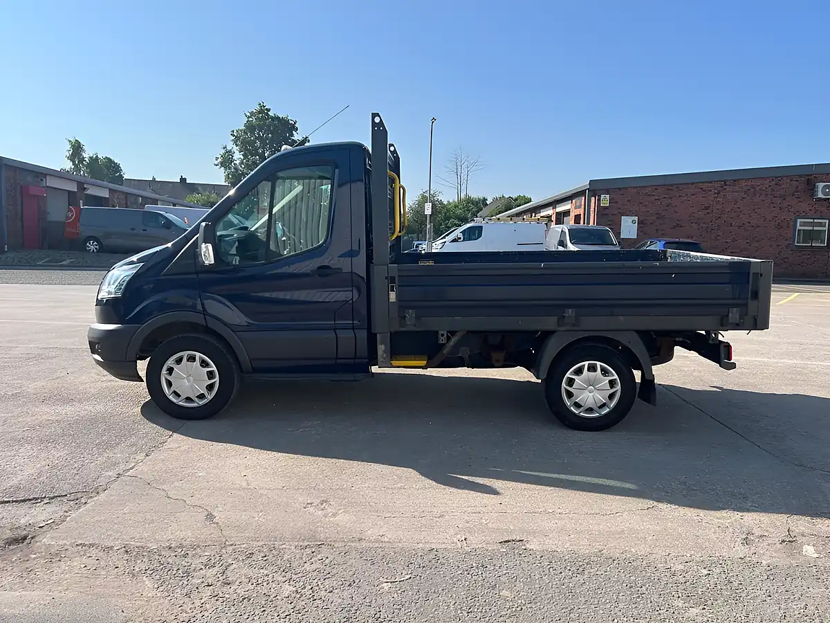 Used 2016 Ford Transit 310 Dropside Blue - Interior and Exterior details 4