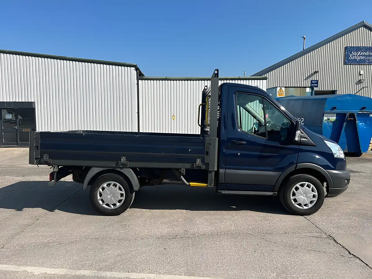 Used 2016 Ford Transit 310 Dropside Blue - Interior and Exterior details 8