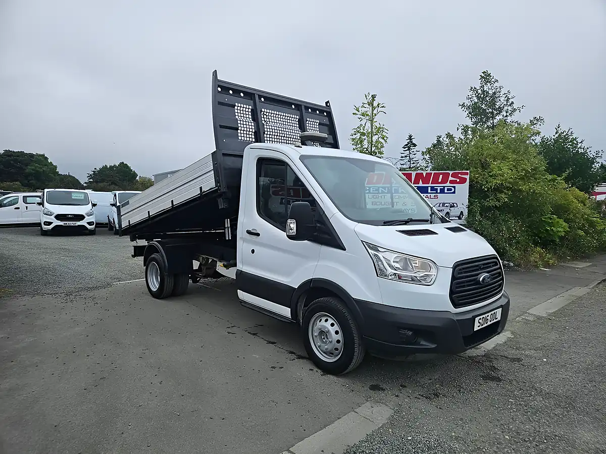 Used 2016 Ford Transit 350 Chassis Cab White - Front View