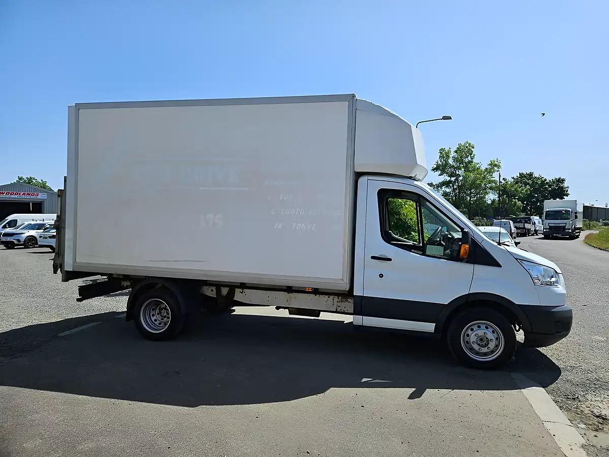 Used 2016 Ford Transit 350 Lwb Luton White - Interior and Exterior details 2