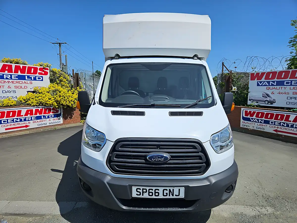 Used 2016 Ford Transit 350 Lwb Luton White - Interior and Exterior details 3