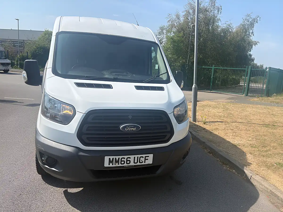 Used 2016 Ford Transit 350 RWD L3 H2 White - Interior and Exterior details 7