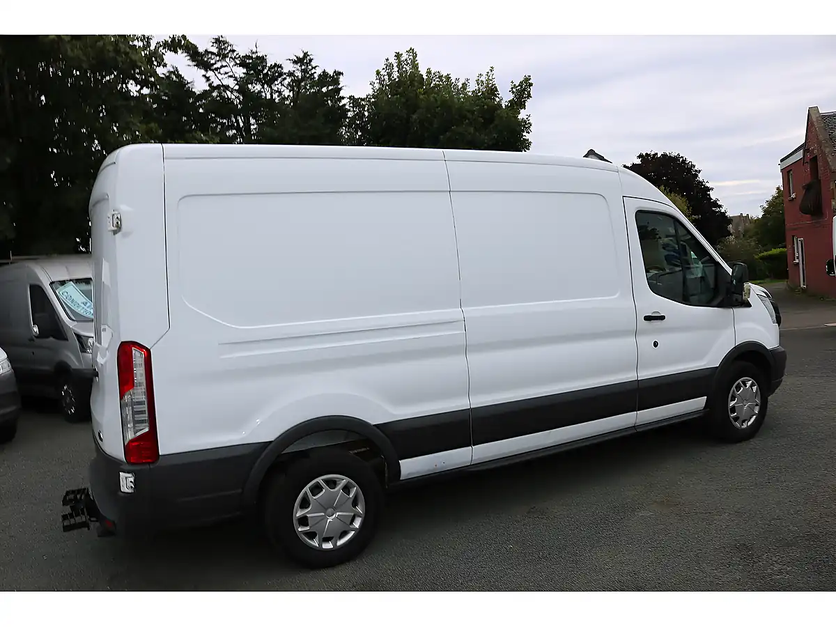Used 2016 Ford Transit 350 Shr P/V White - Interior and Exterior details 10