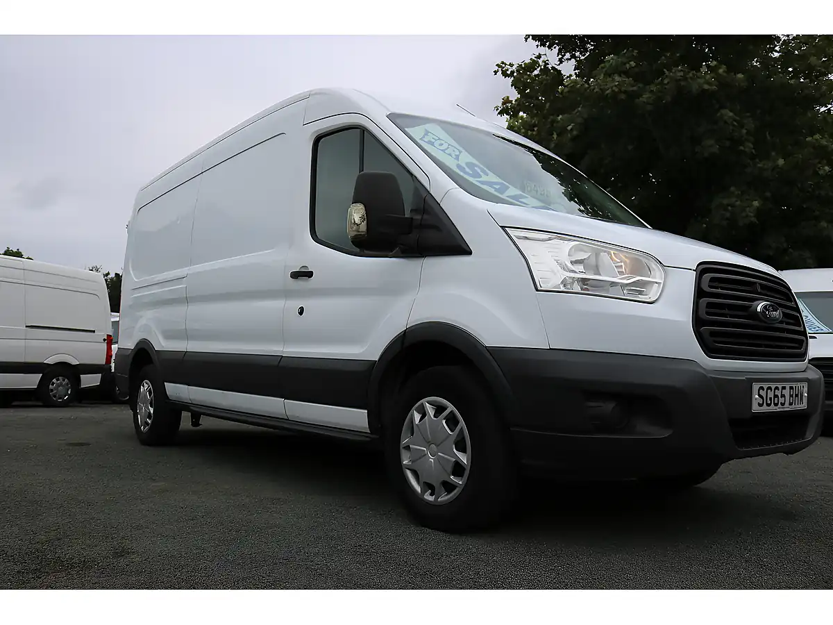 Used 2016 Ford Transit 350 Shr P/V White - Interior and Exterior details 11