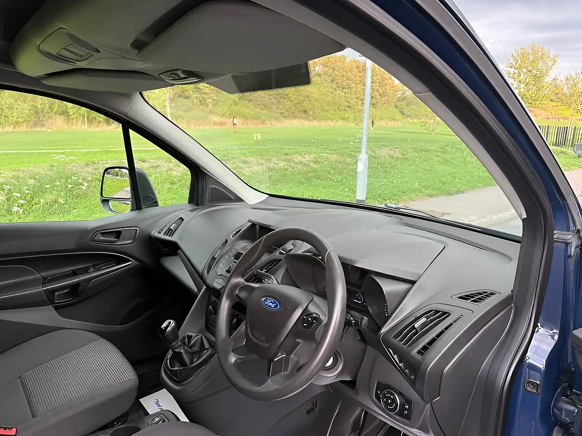 Used 2016 Ford Transit Connect 200 L1 H1 Blue - Interior and Exterior details 14