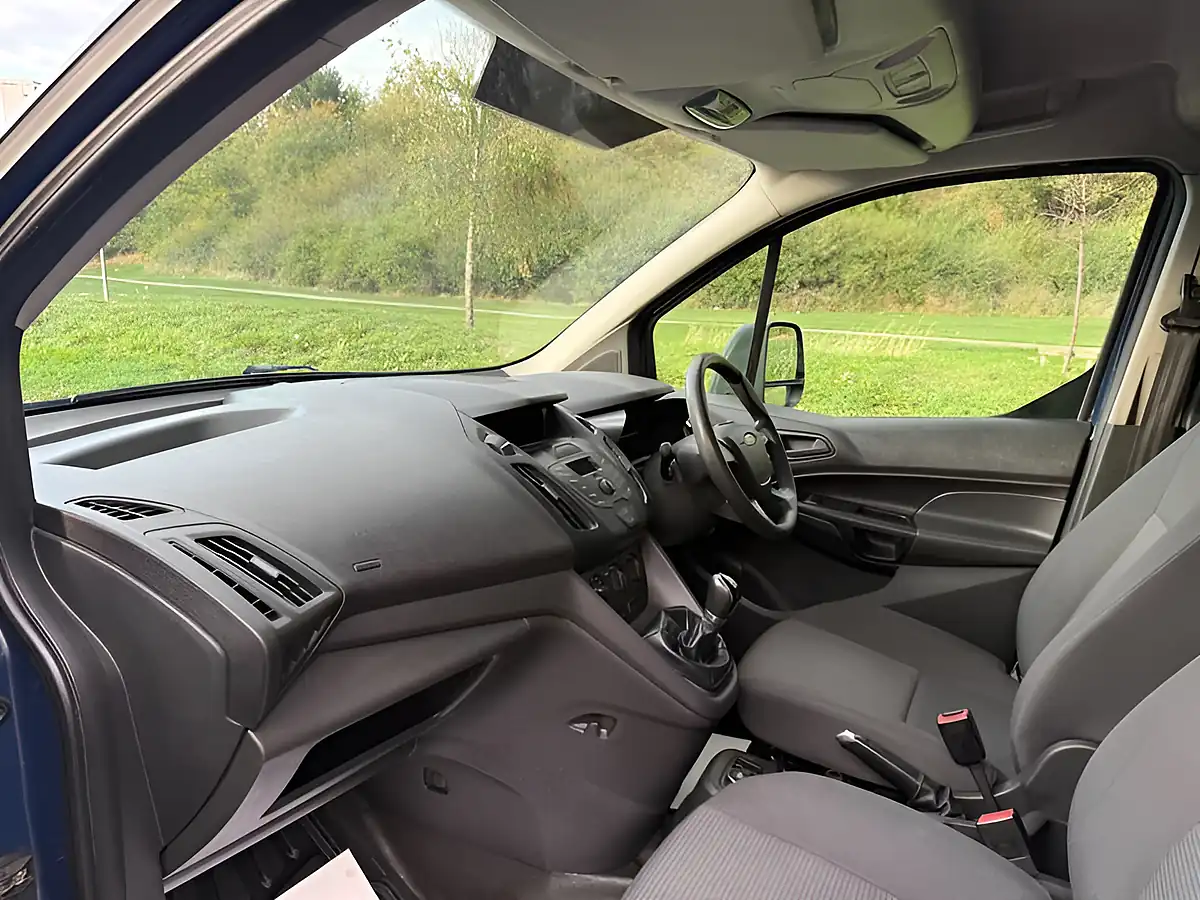 Used 2016 Ford Transit Connect 200 L1 H1 Blue - Interior and Exterior details 9