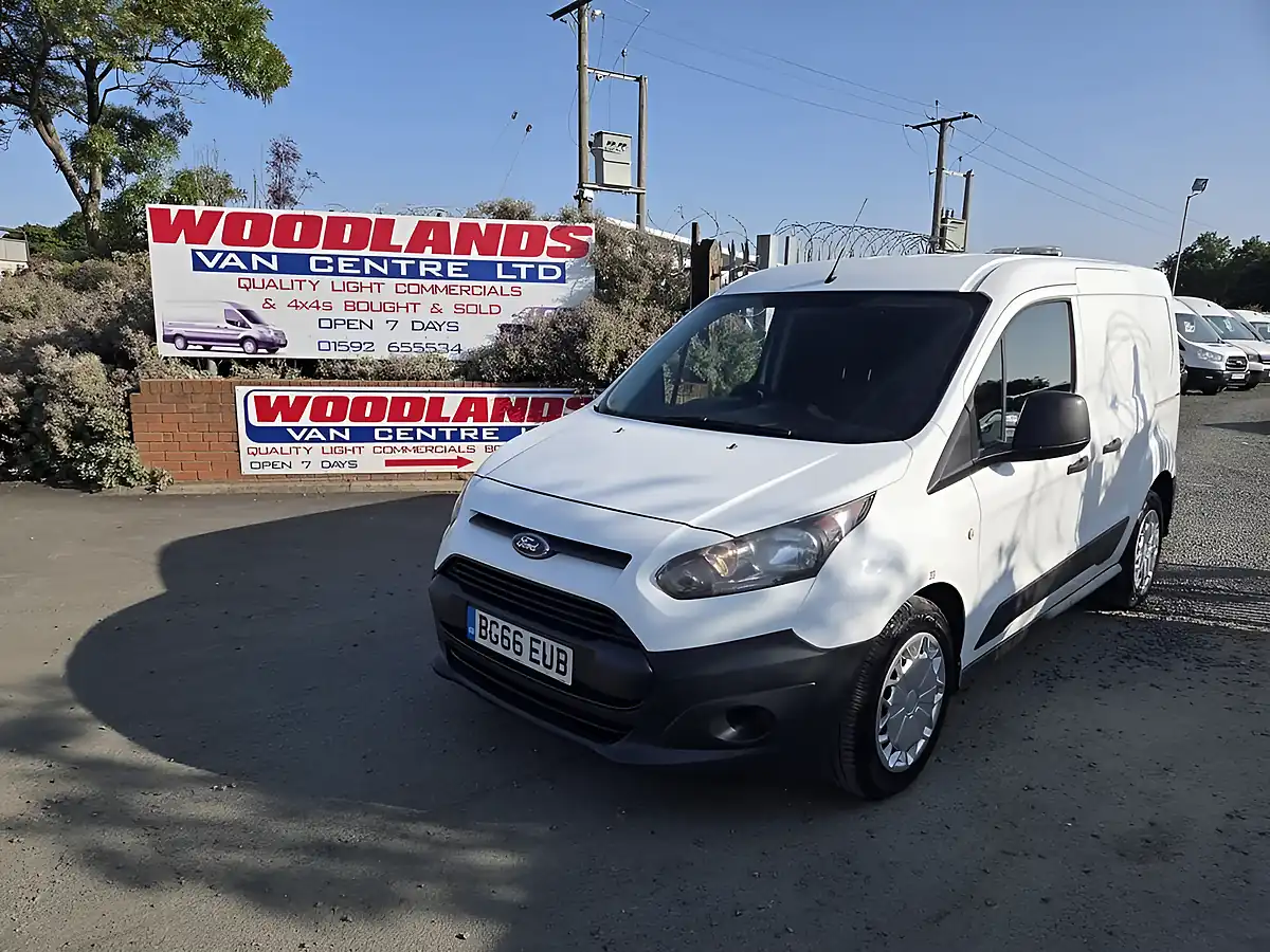 Used 2016 Ford Transit Connect 200 White - Interior and Exterior details 4