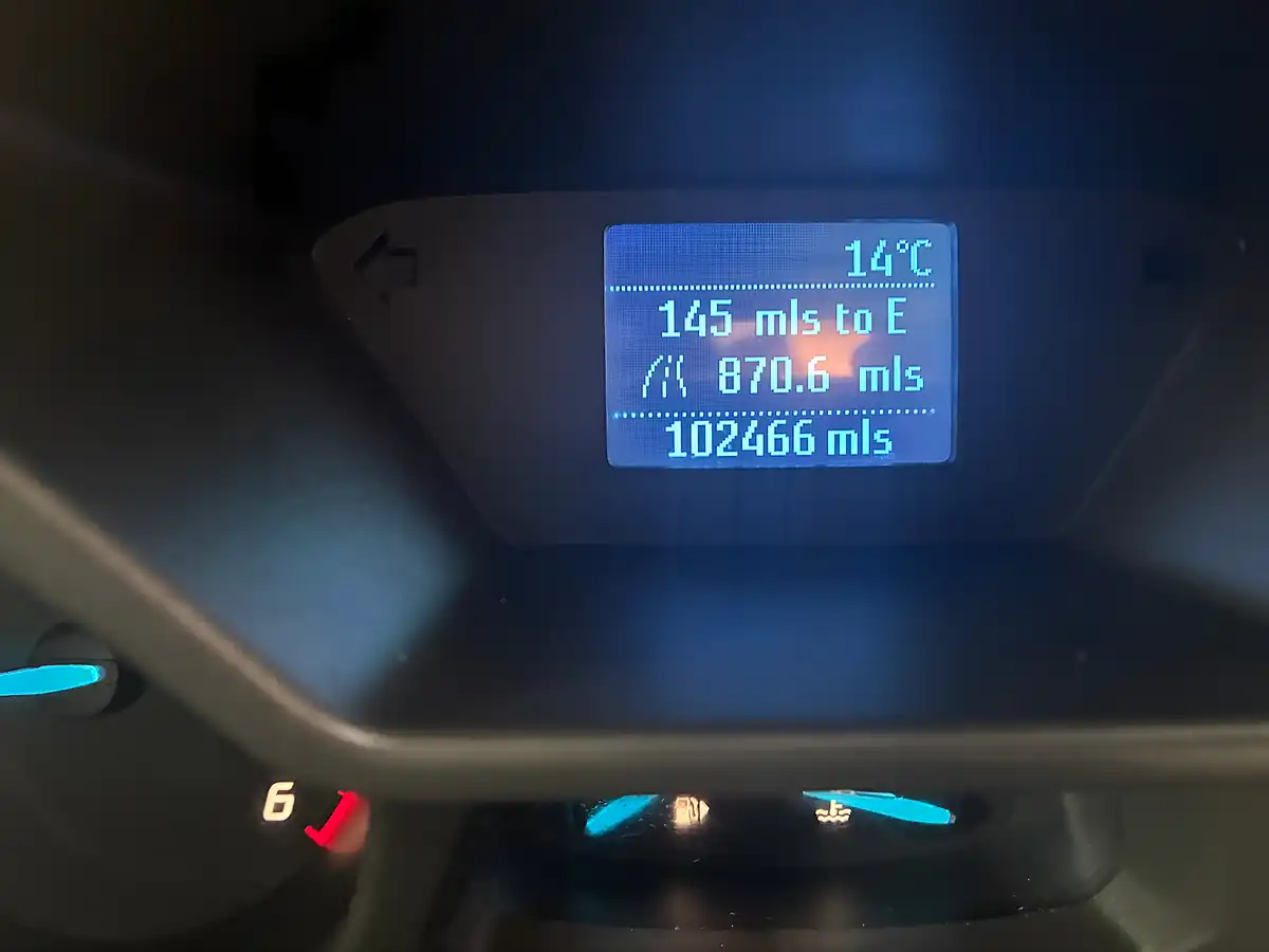 Used 2016 Ford Transit Connect 210 Panel Van L2 H1 White - Interior and Exterior details 9