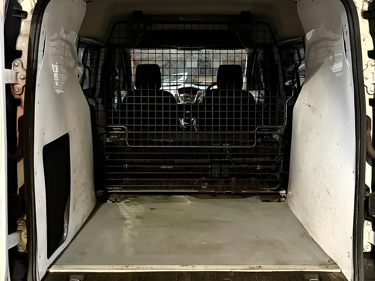 Used 2016 Ford Transit Connect 230 L2 H1 White - Interior and Exterior details 5