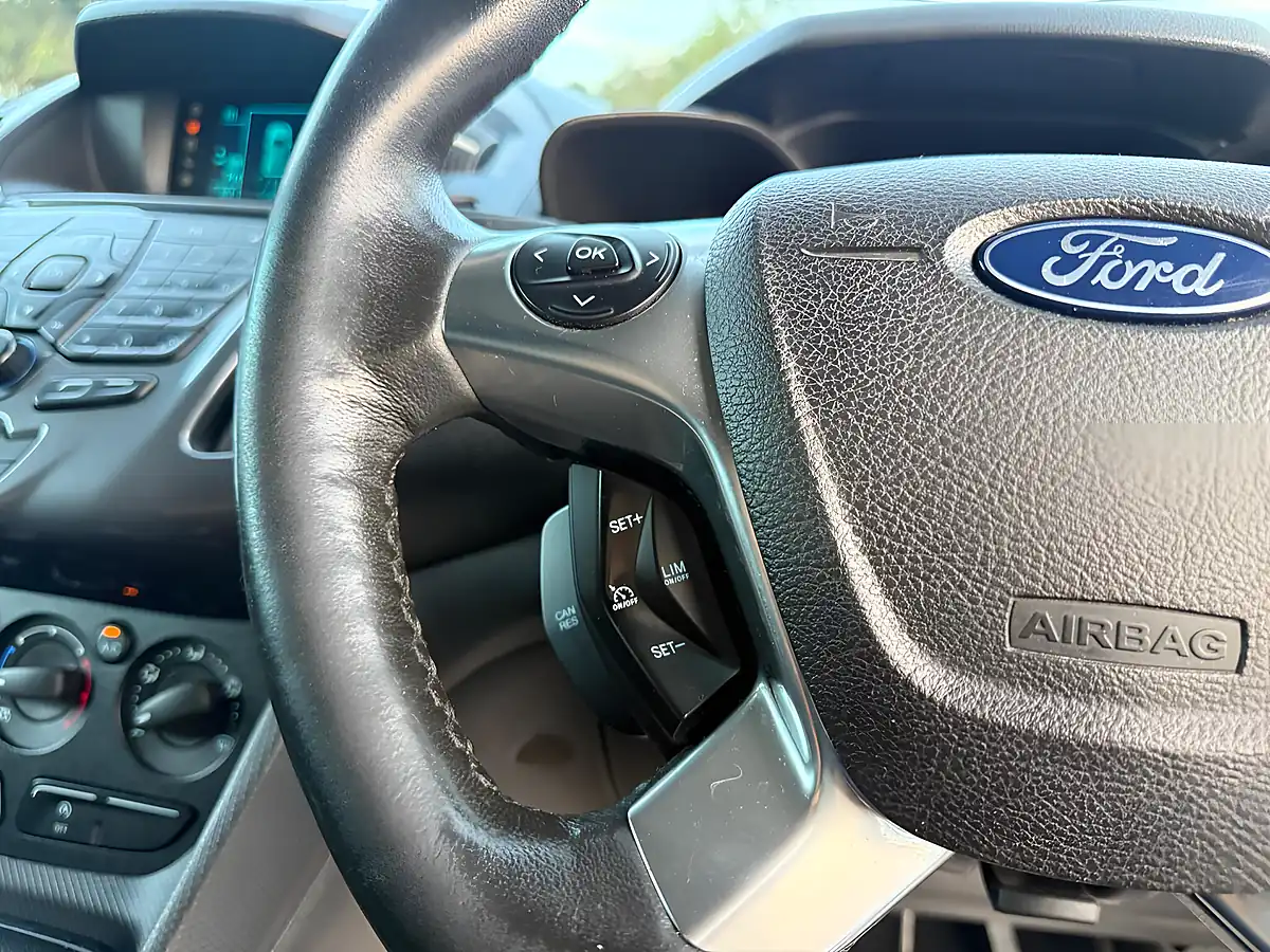 Used 2016 Ford Transit Connect 240 Limited L2 H1 5dr White - Interior and Exterior details 18