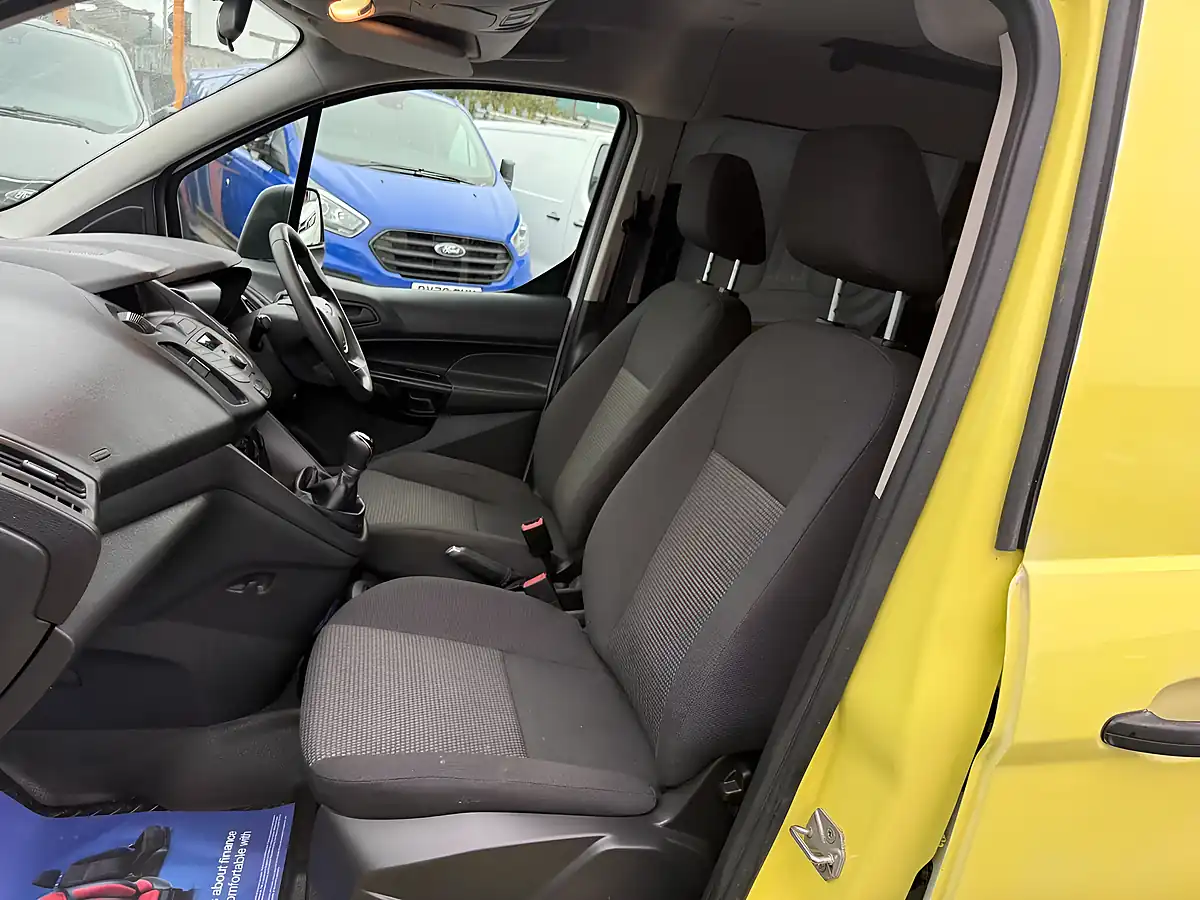 Used 2016 Ford Transit Connect Crew Van L1 H1 White - Interior and Exterior details 12
