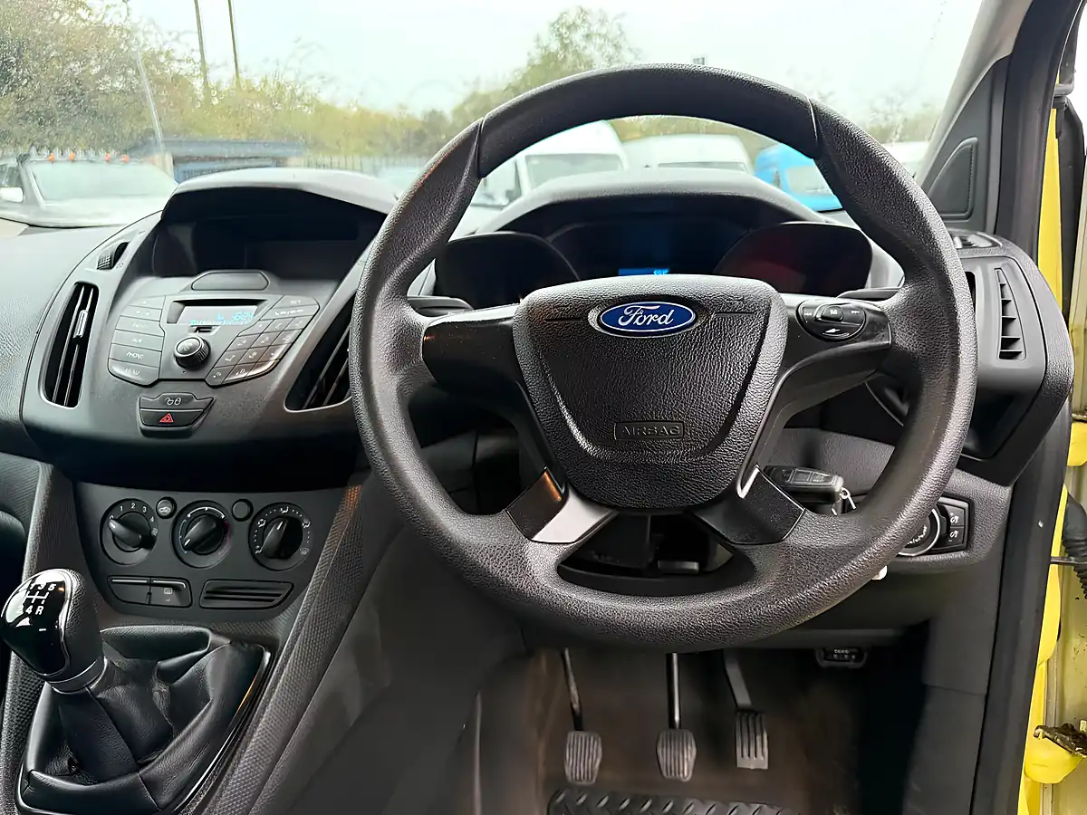 Used 2016 Ford Transit Connect Crew Van L1 H1 White - Interior and Exterior details 14