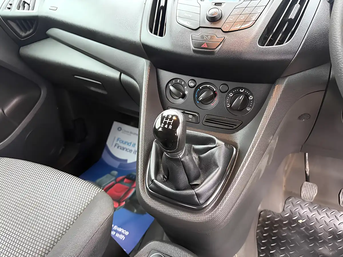 Used 2016 Ford Transit Connect Crew Van L1 H1 White - Interior and Exterior details 17