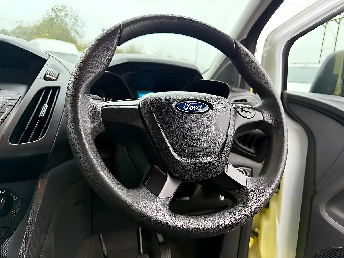 Used 2016 Ford Transit Connect Crew Van L1 H1 White - Interior and Exterior details 18
