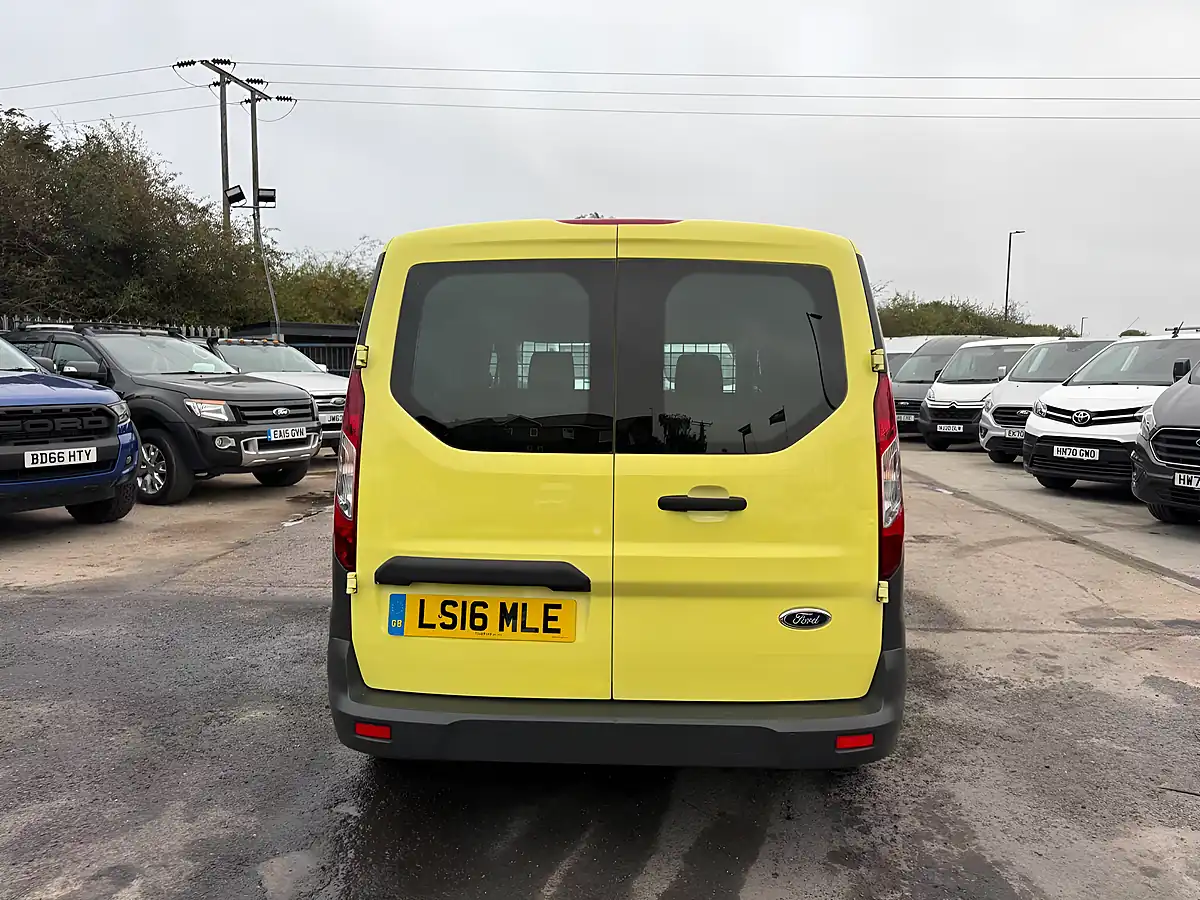 Used 2016 Ford Transit Connect Crew Van L1 H1 White - Interior and Exterior details 4