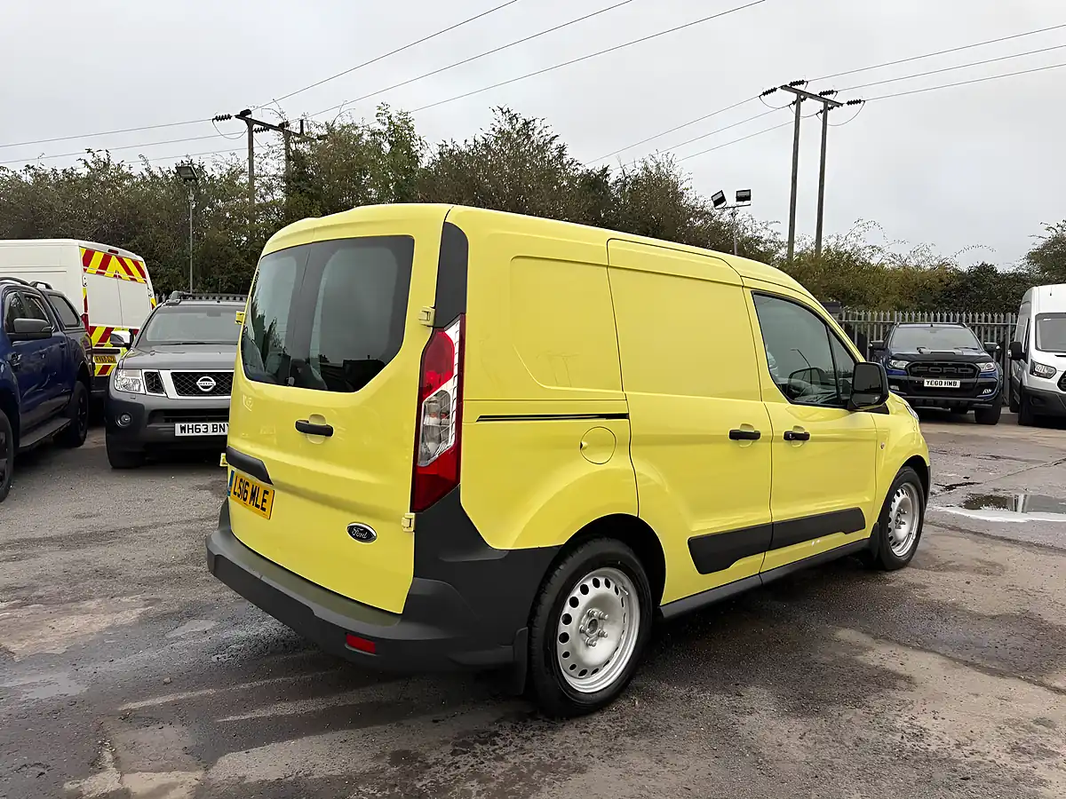 Used 2016 Ford Transit Connect Crew Van L1 H1 White - Interior and Exterior details 5