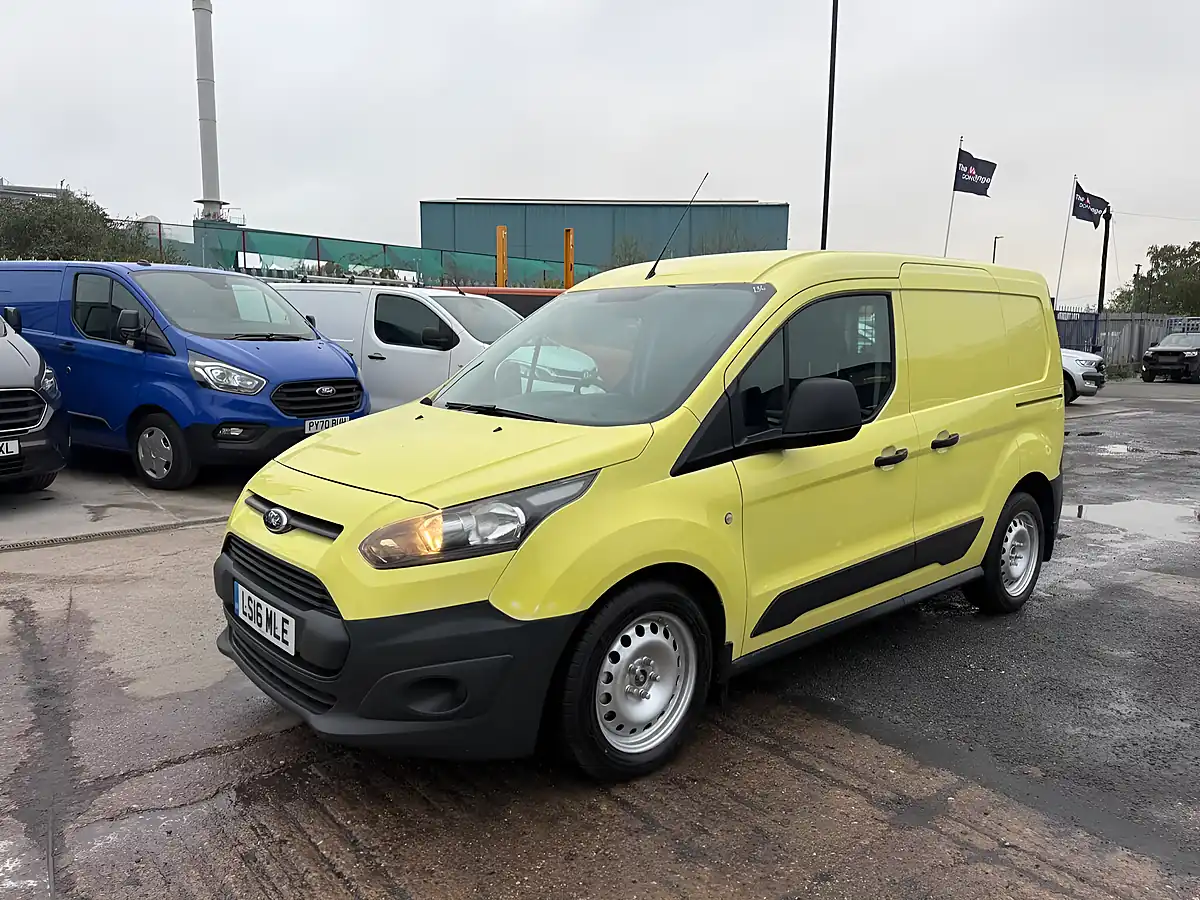 Used 2016 Ford Transit Connect Crew Van L1 H1 White - Interior and Exterior details 7