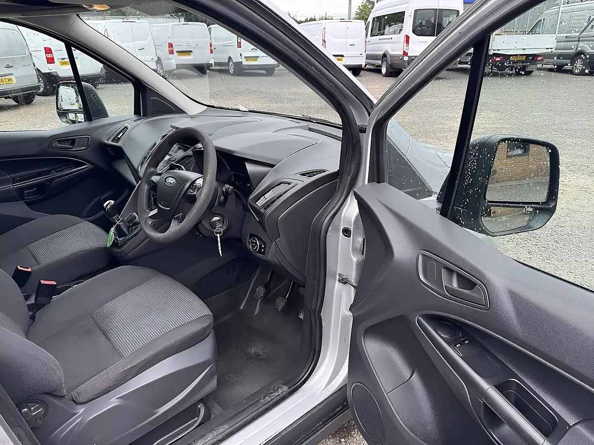 Used 2016 Ford Transit Connect Crew Van Silver - Interior and Exterior details 16