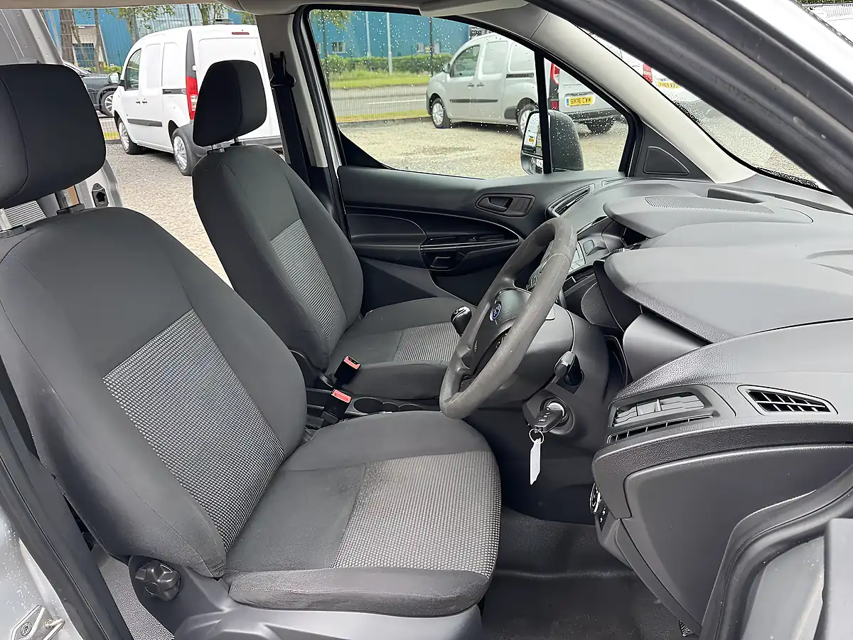 Used 2016 Ford Transit Connect Crew Van Silver - Interior and Exterior details 17