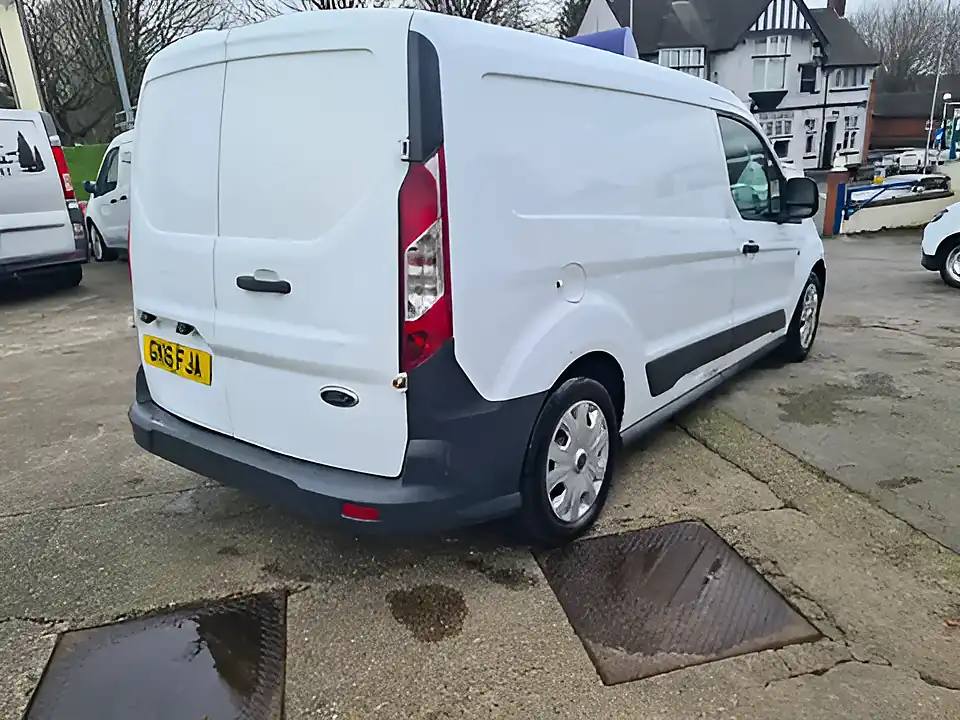 Used 2016 Ford Transit Connect Long Wheelbase - Interior and Exterior details 10