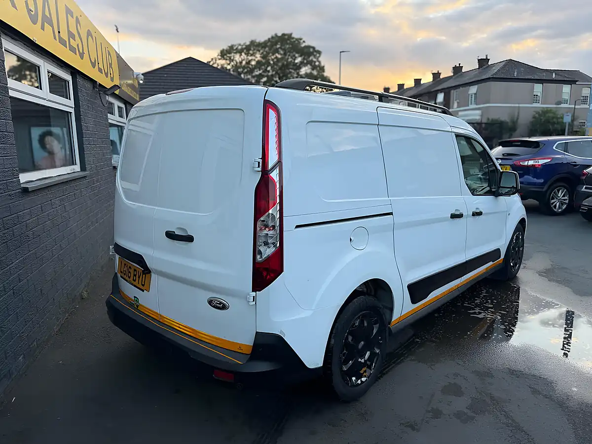 Used 2016 Ford Transit Connect Trend L2 H1 White - Interior and Exterior details 17