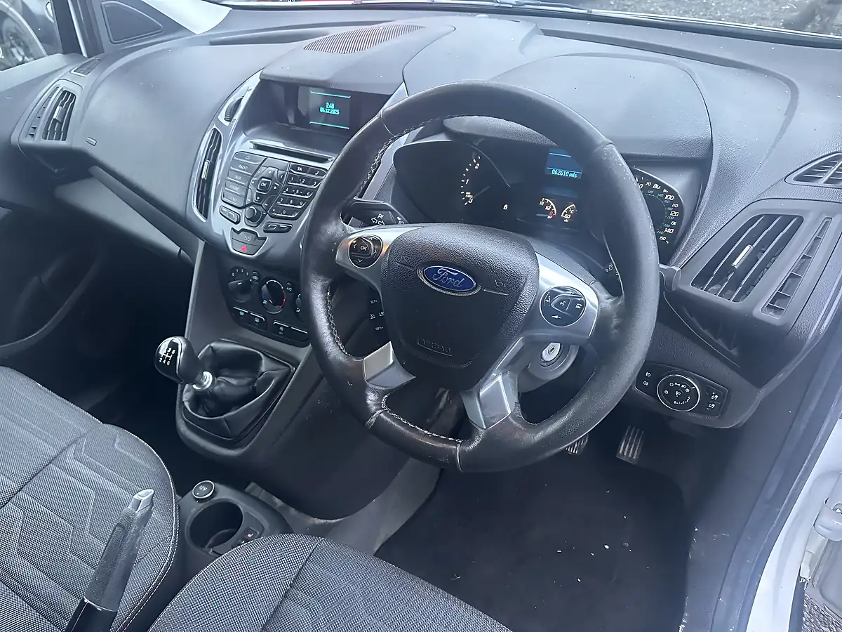 Used 2016 Ford Transit Connect Trend White - Interior and Exterior details 6