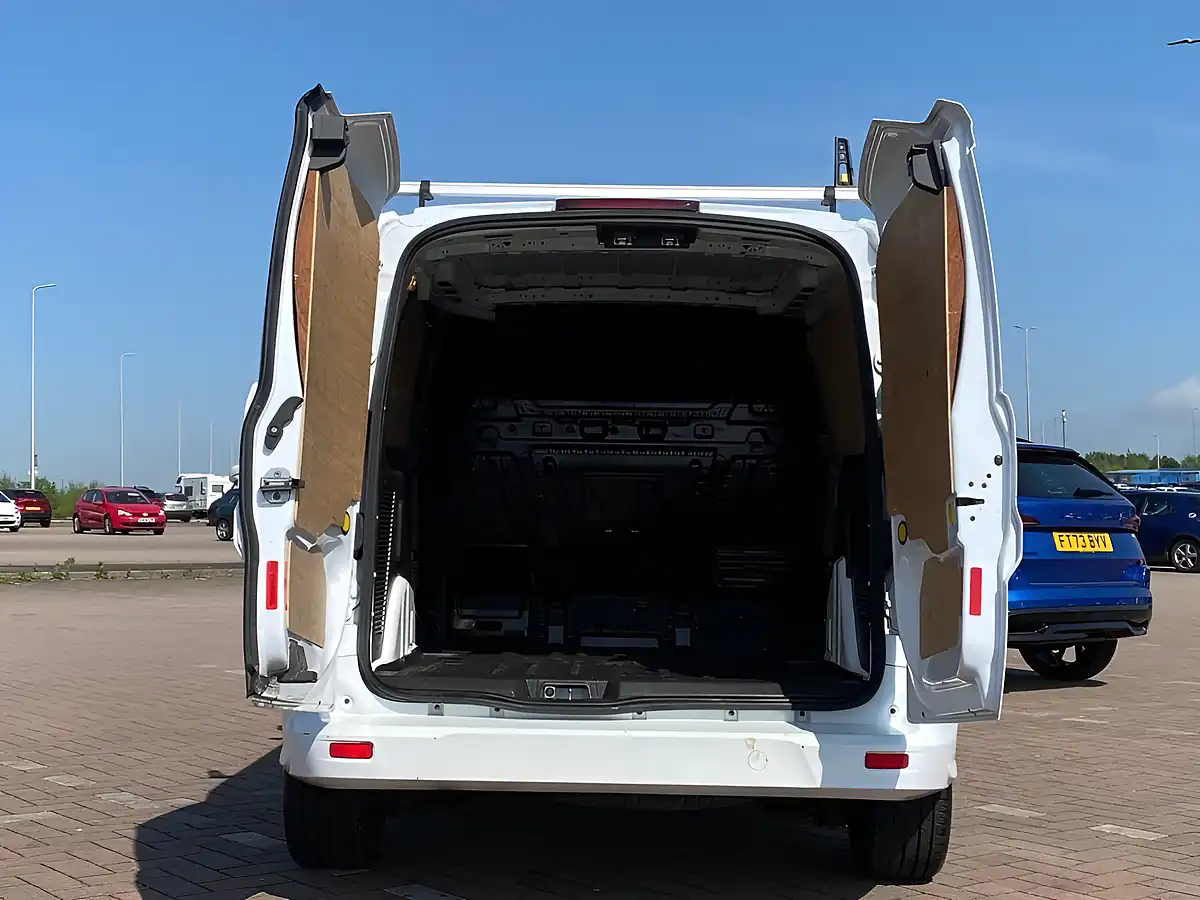 Used 2016 Ford Transit Connect Trend White - Interior and Exterior details 7
