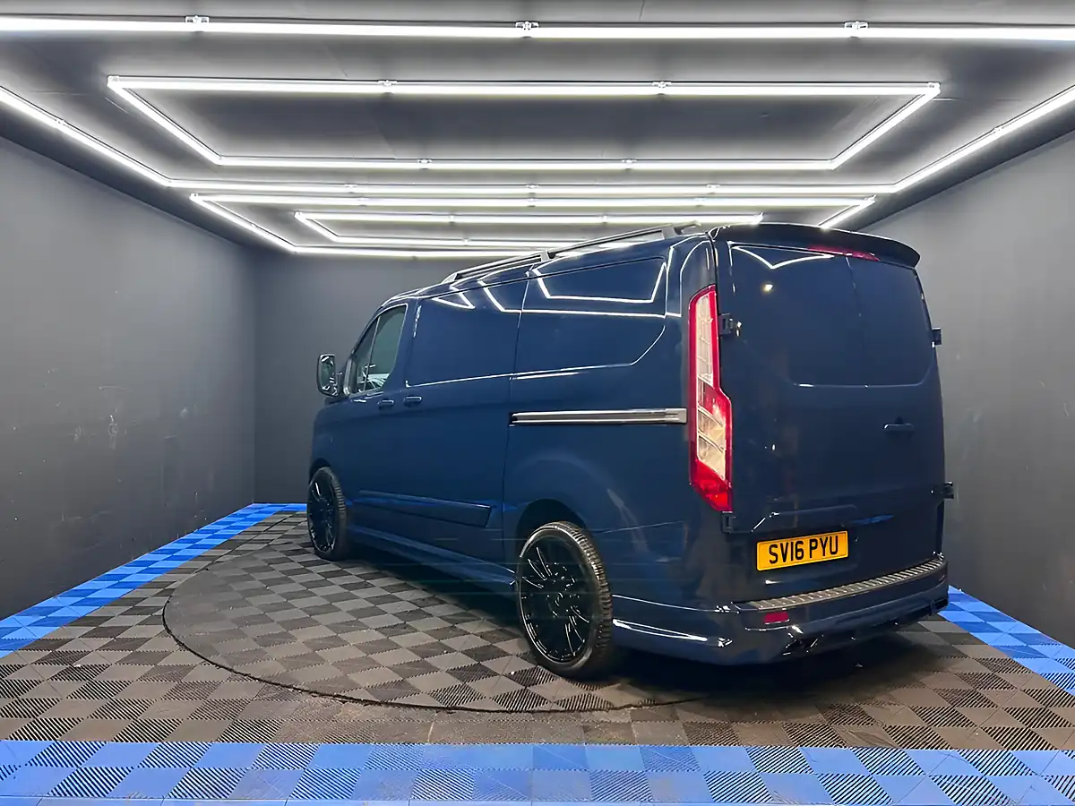 Used 2016 Ford Transit Custom 270 Econetic Panel Van Blue - Interior and Exterior details 11