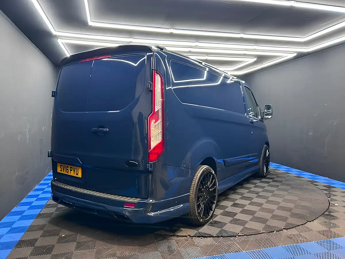 Used 2016 Ford Transit Custom 270 Econetic Panel Van Blue - Interior and Exterior details 18
