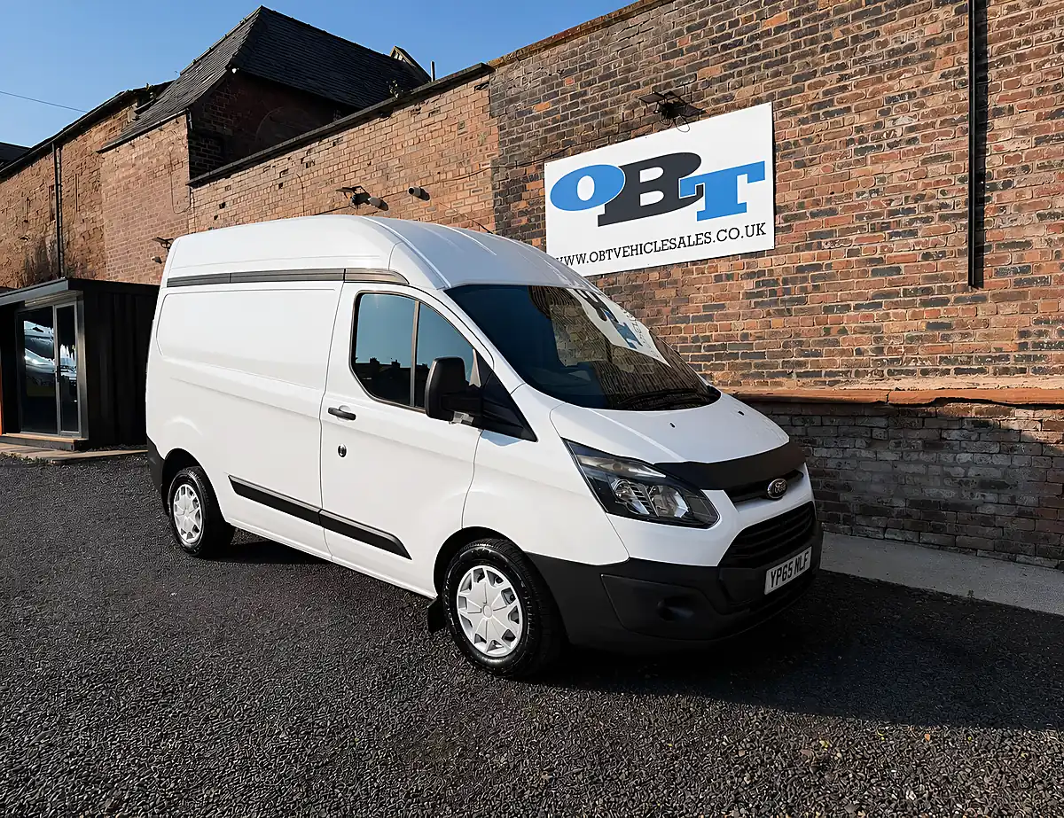 Used 2016 Ford Transit Custom 290 E-Tech White - Front View