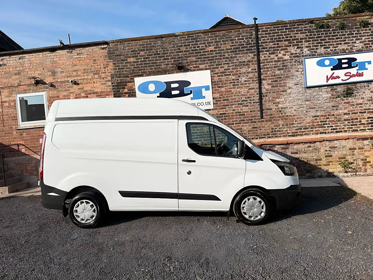 Used 2016 Ford Transit Custom 290 E-Tech White - Interior and Exterior details 2
