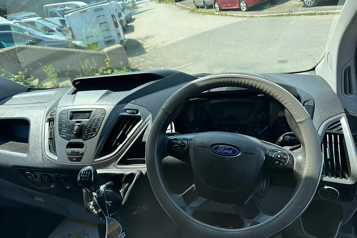 Used 2016 Ford Transit Custom 290 L1 H1 White - Interior and Exterior details 10