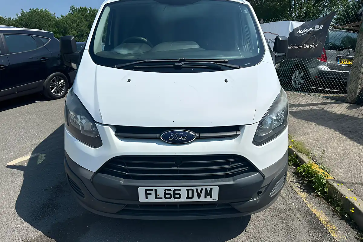 Used 2016 Ford Transit Custom 290 L1 H1 White - Interior and Exterior details 2
