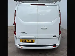 Used 2016 Ford Transit Custom 290 Ltd Frozen White - Interior and Exterior details 15