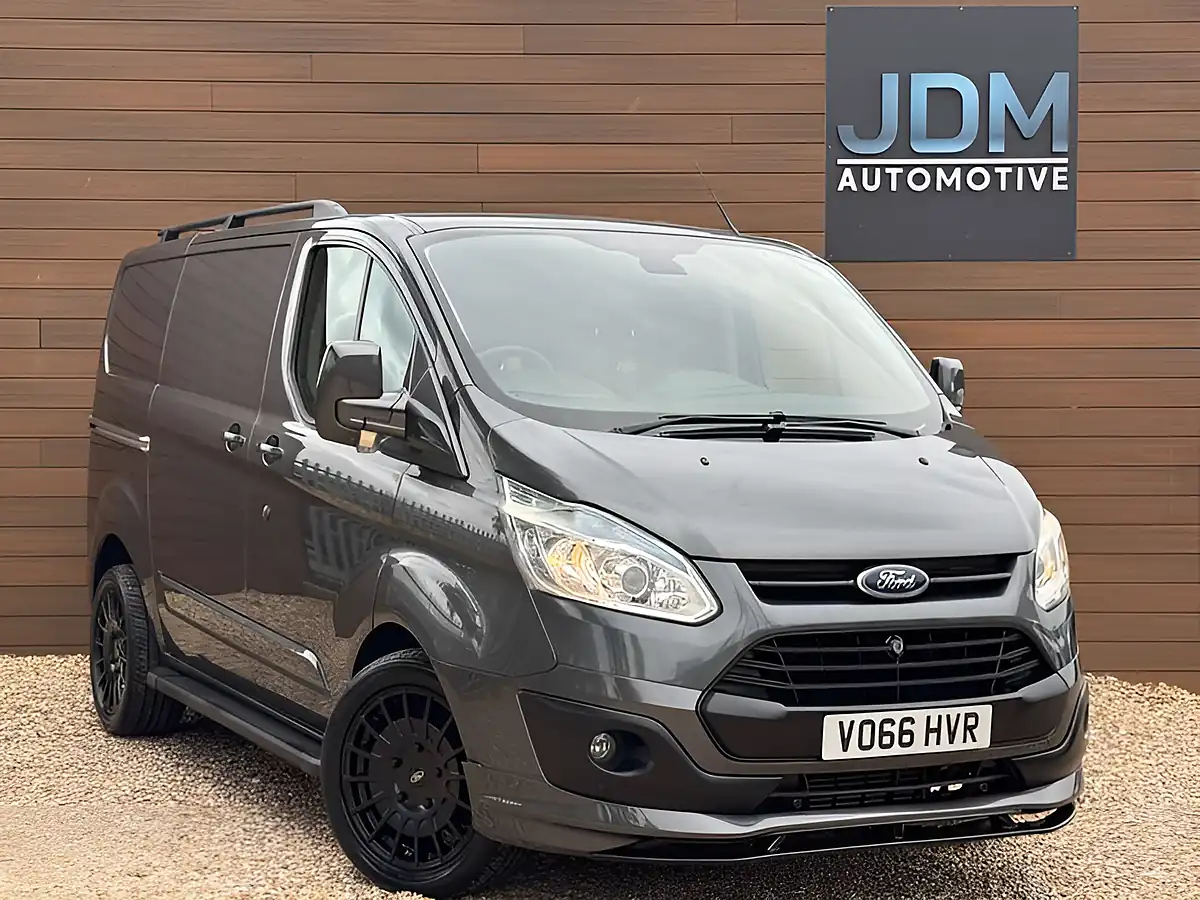 Used 2016 Ford Transit Custom 290 Ltd Grey - Front View