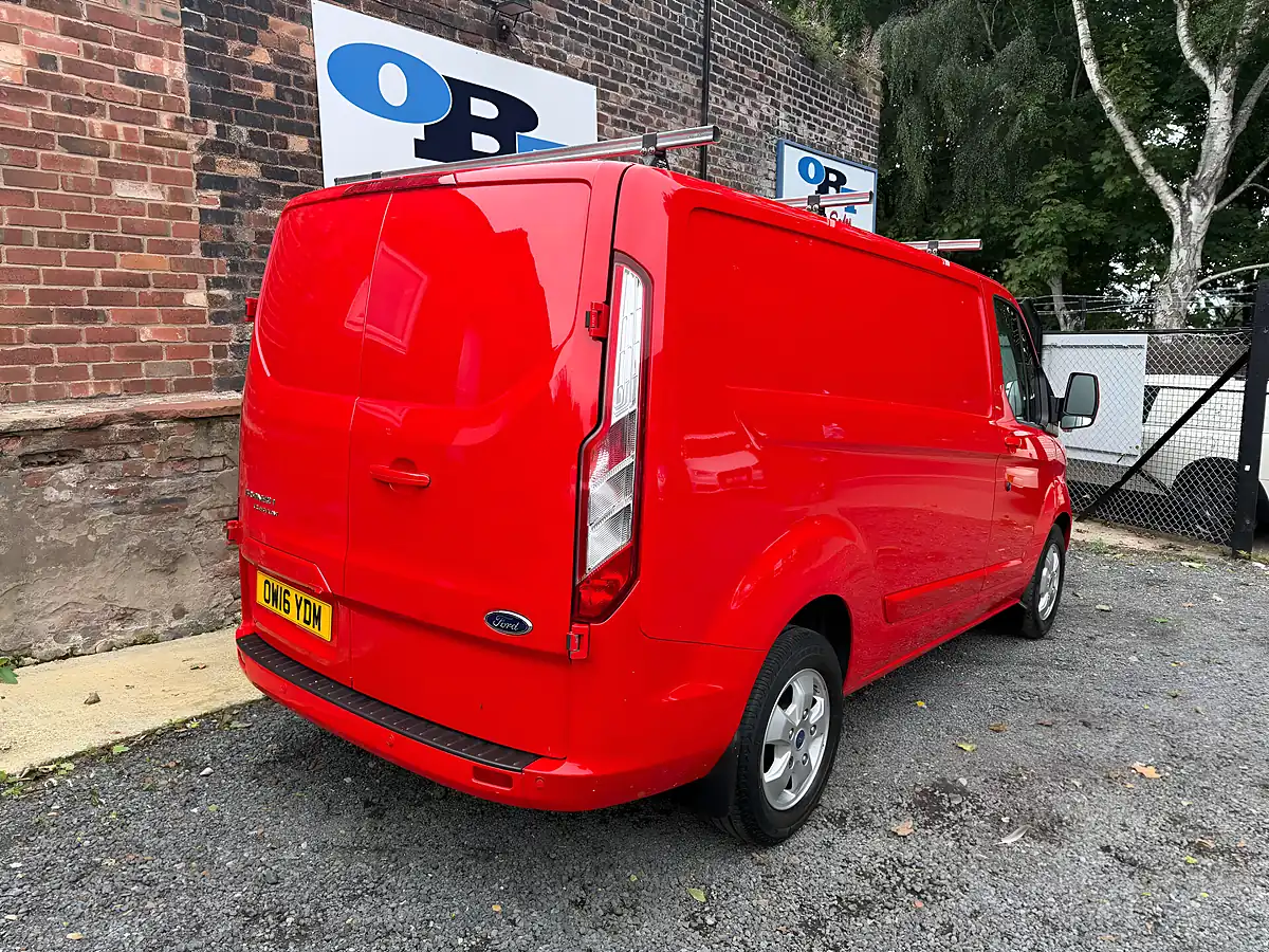 Used 2016 Ford Transit Custom 290 Ltd Red - Interior and Exterior details 3