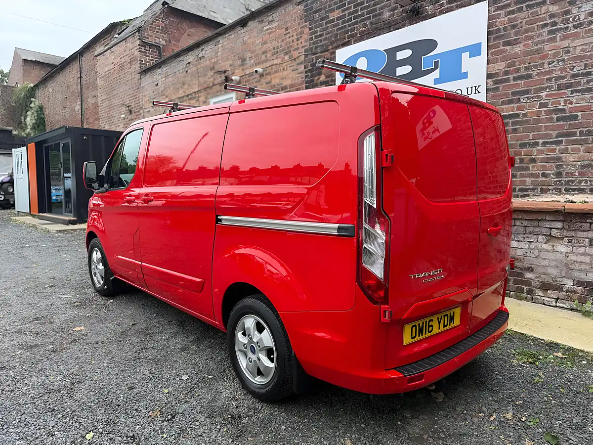 Used 2016 Ford Transit Custom 290 Ltd Red - Interior and Exterior details 5