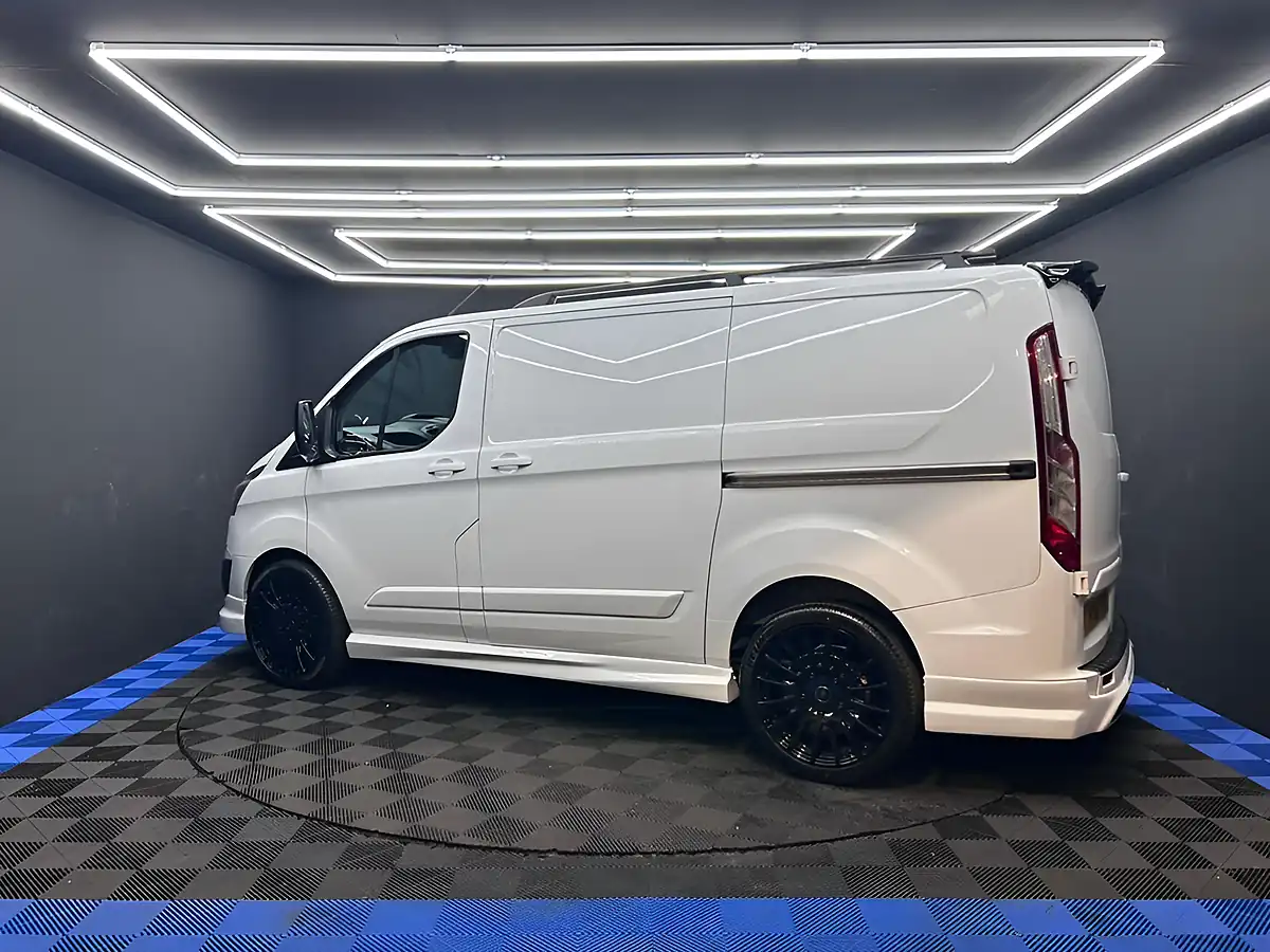 Used 2016 Ford Transit Custom 290 Panel Van White - Interior and Exterior details 10