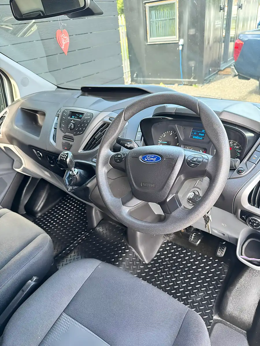 Used 2016 Ford Transit Custom 310 Econetic White - Interior and Exterior details 12