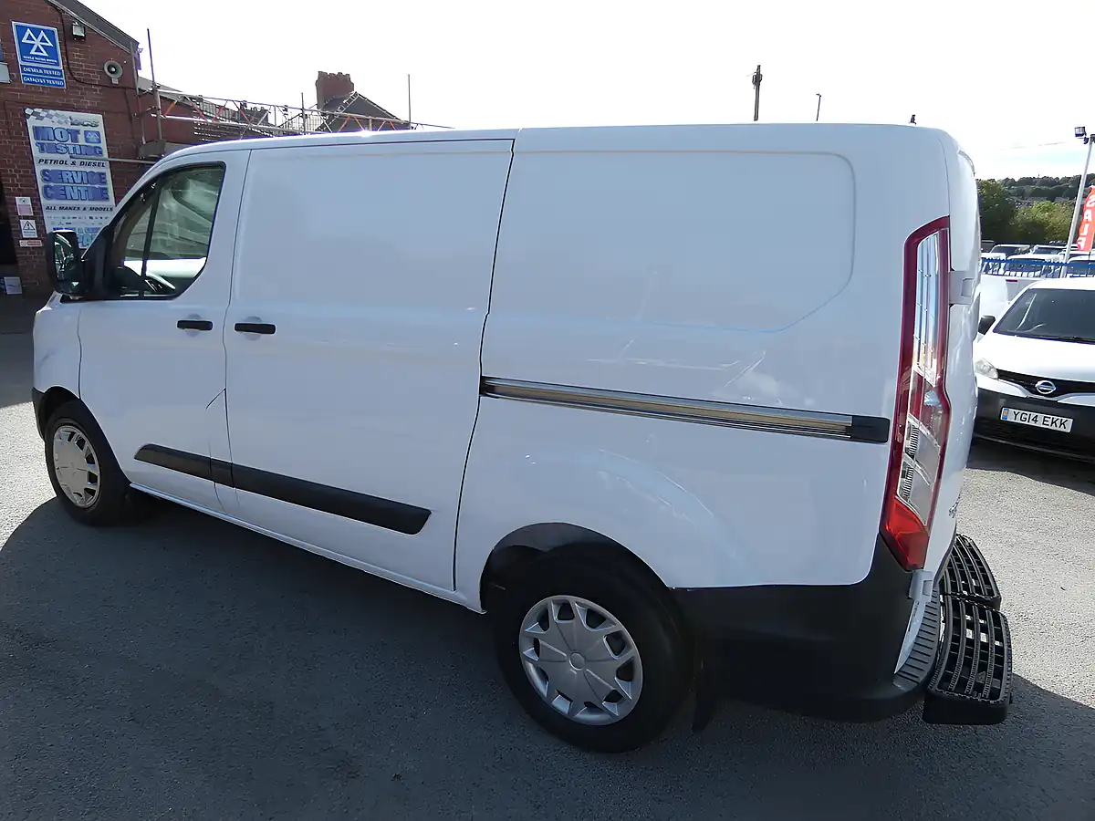 Used 2016 Ford Transit Custom 310 Econetic White - Interior and Exterior details 5