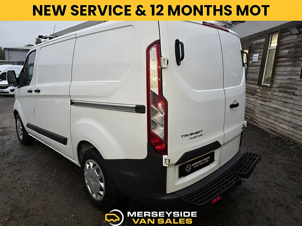 Used 2016 Ford Transit Custom 310 Econetic White - Interior and Exterior details 3