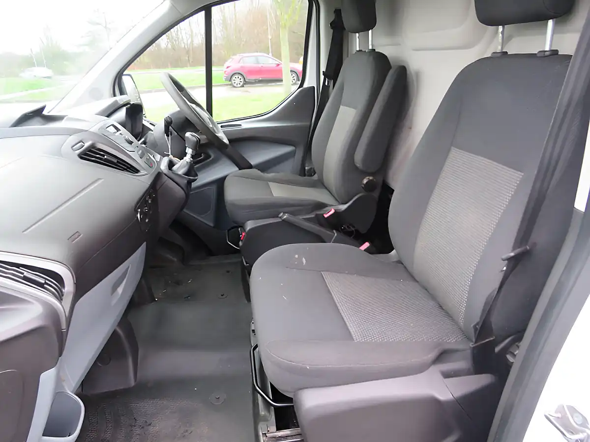Used 2016 Ford Transit Custom 310 L1 H1 White - Interior and Exterior details 10