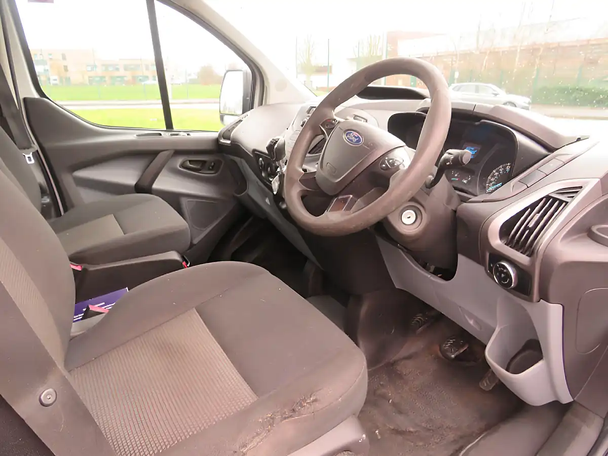 Used 2016 Ford Transit Custom 310 L1 H1 White - Interior and Exterior details 13