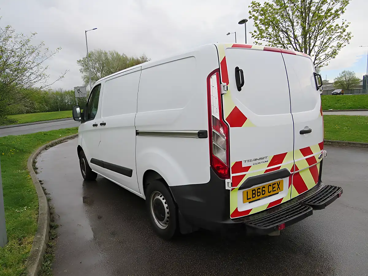 Used 2016 Ford Transit Custom 310 L1 H1 White - Interior and Exterior details 5