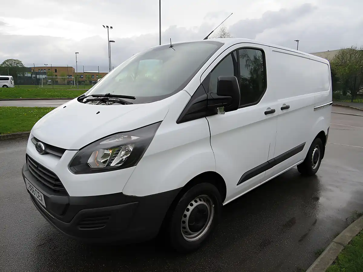 Used 2016 Ford Transit Custom 310 L1 H1 White - Interior and Exterior details 7